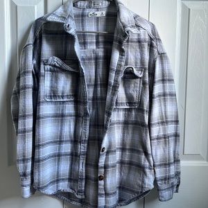 🔥 2/$25 Gray/white oversized Hollister flannel - size M